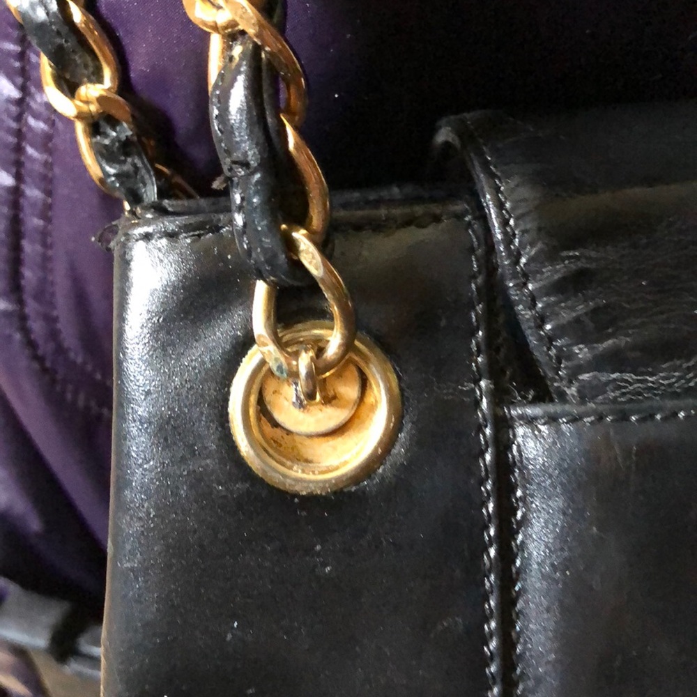 Chanel CC Classic Vintage turn lock gold shoulder bag - Picture 11 of 16